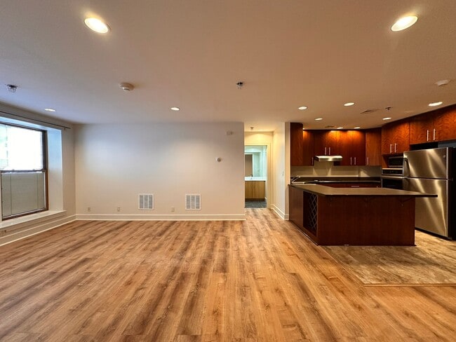 Photo - 523 2nd Ave Unidad 3