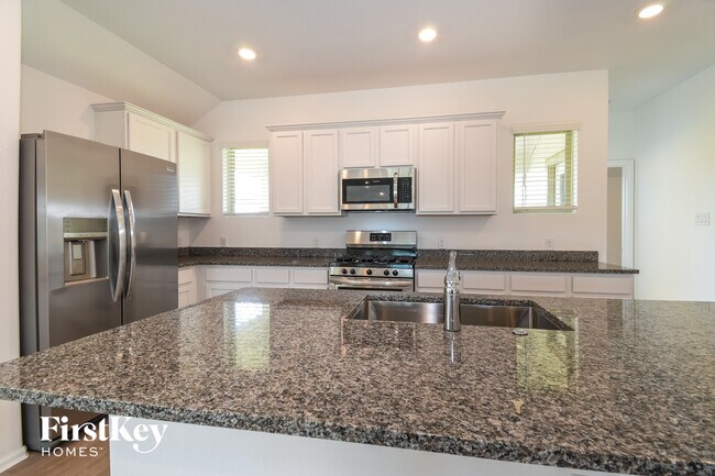 Photo - 712 Willow Harbor Ln