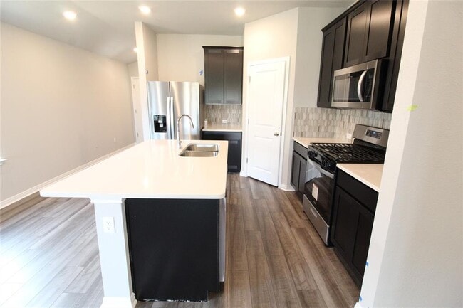 Photo - 504 Dayspring Cv