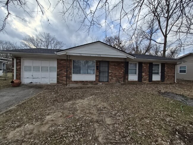 Building Photo - 3526 Luewan Ct