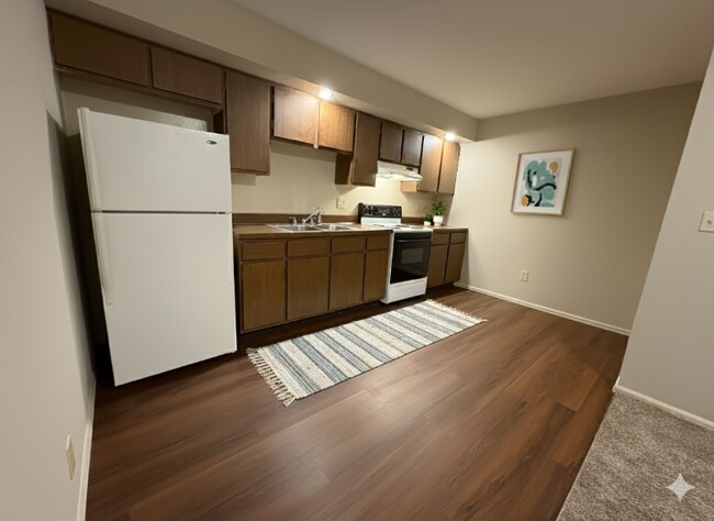 Photo - 1128 Amherst Dr Unidad H2