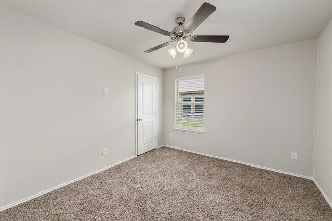 Photo - 1838 Gibbons Creek Dr