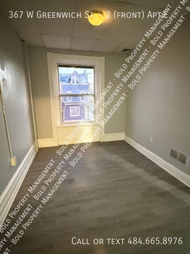 Photo - 367 W Greenwich St Unit 2 (front) Apt.E