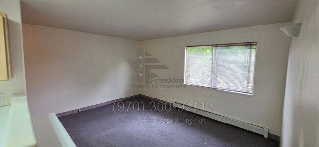 1102 Belford Ave Unit E