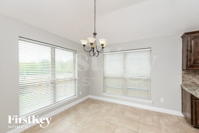 Photo - 612 Zachary Dr