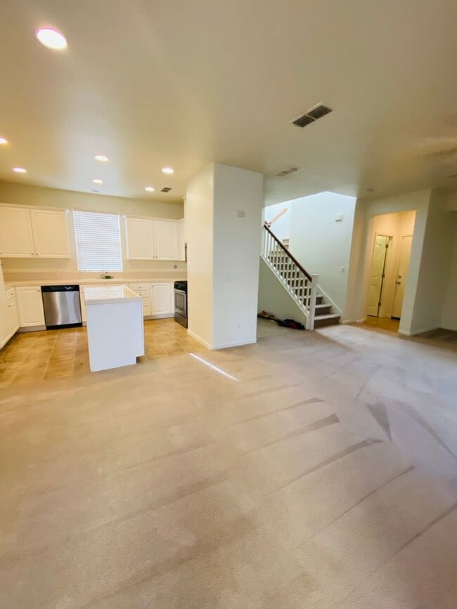 Photo - Westlake Winner... Walk to Parks & Schools 3 Bedroom 2.5 Baths