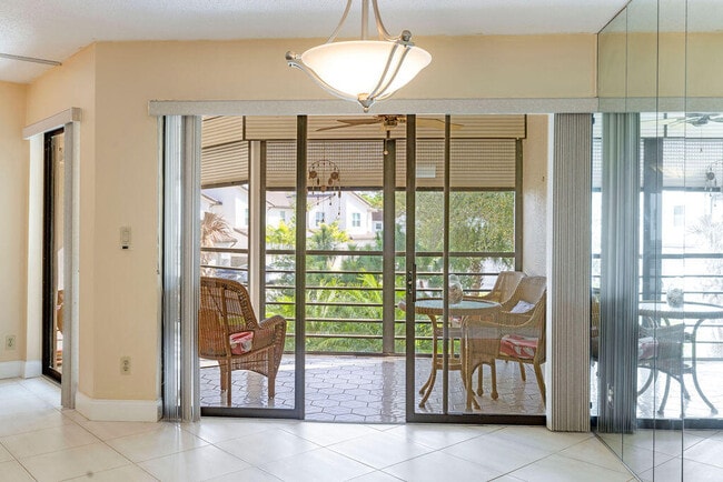 Photo - 5701 Camino Del Sol Unit 204