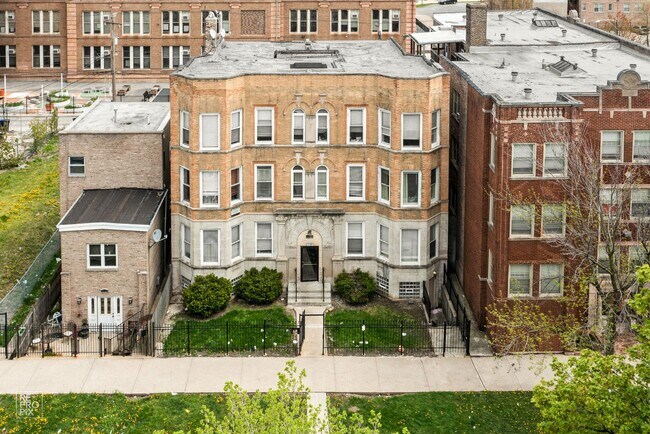 Photo - 819-21 S Independence Blvd Chicago, IL 60624