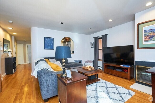 Building Photo - 18 E Springfield St Unit 18-3 Rental