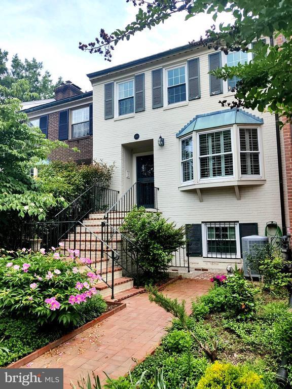 Photo - 1707 Belle Haven Rd Townhome
