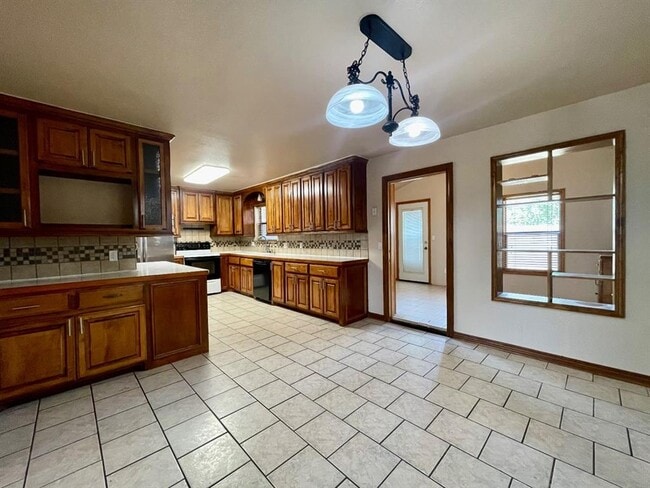 Photo - 1319 W Aries Rd