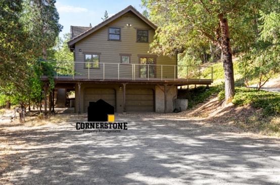 Building Photo - 1801 Wagon Trail Dr Rental