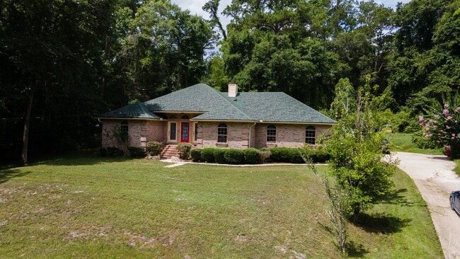 Building Photo - Welcome Home