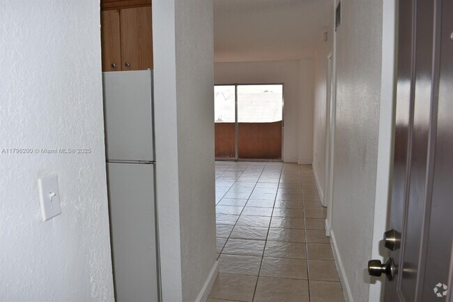 Building Photo - 10900 SW 104th St Unit 316 Rental