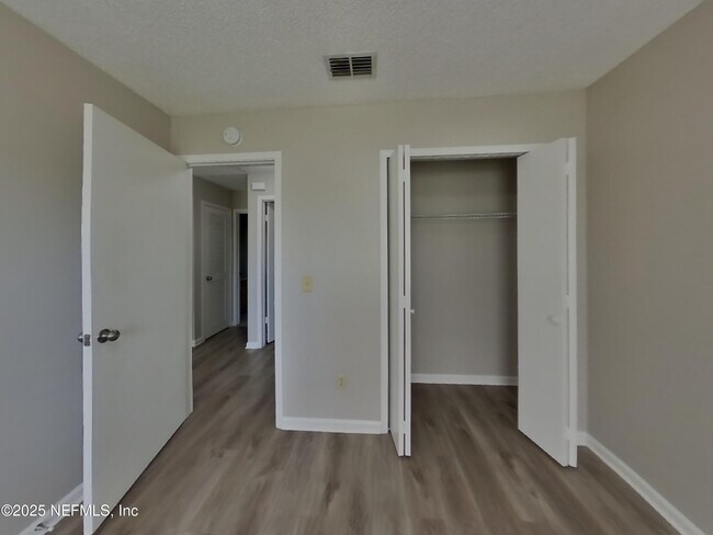 Photo - 3240 Avocet Ln