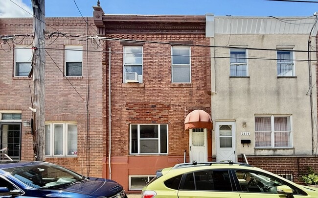 Building Photo - 2416 S Juniper St