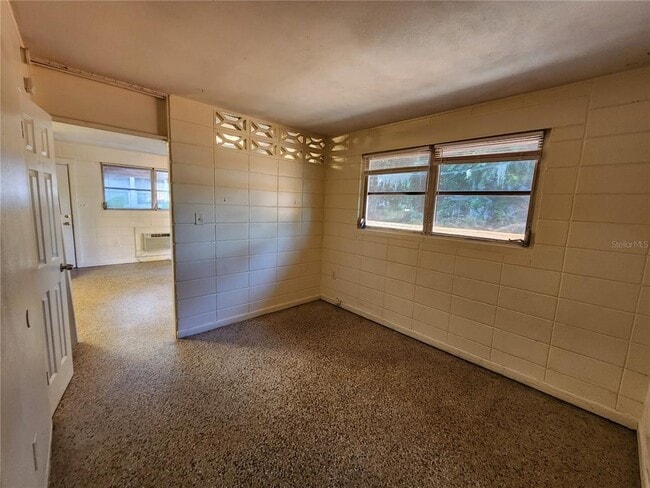 Photo - 1933 NW 4th Ave Unit B