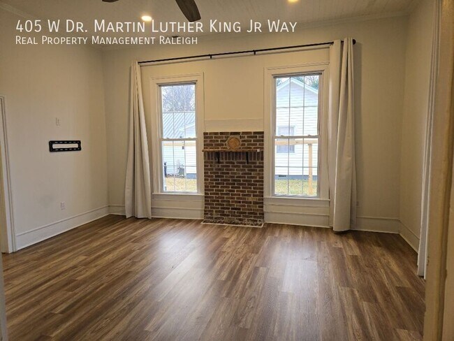 Photo - 405 W Dr. Martin Luther King Jr. Way