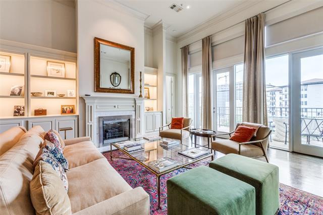 Photo - 3535 Gillespie St Unidad 604