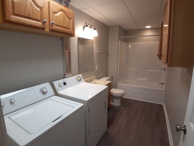 Photo - Radford, 1 BR / 1 BA Apartment, Available ...