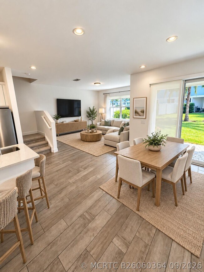 558 Sanderling Cir
