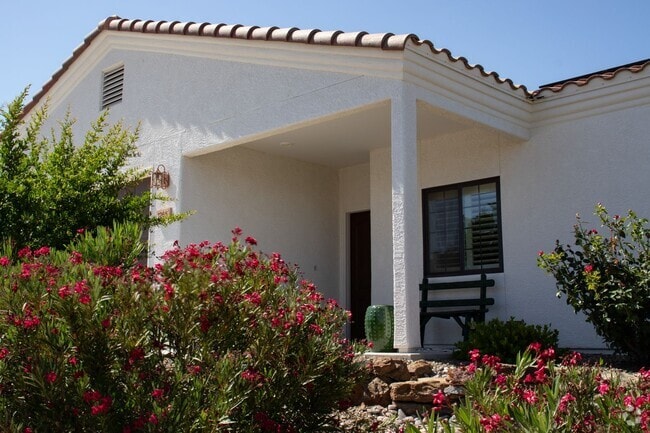 Building Photo - Unfurnished, 1-Year Long-Term Rental