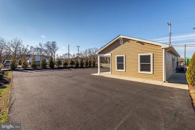 Photo - 120 Grove St
