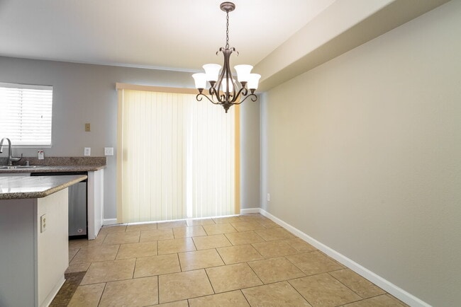 Photo - 7533 Hickory Hills Dr