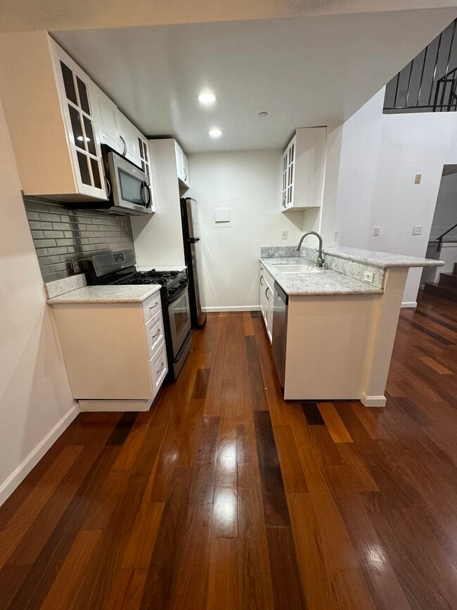 1118 E Palmer Ave Condo Unit 213 Condo for Rent in Glendale, CA