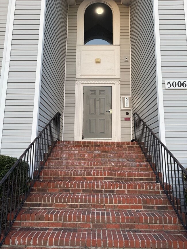 Photo - 5006 Lawndale Dr Unit H