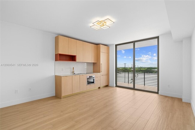 Photo - 90 NE 32nd St Unit 621