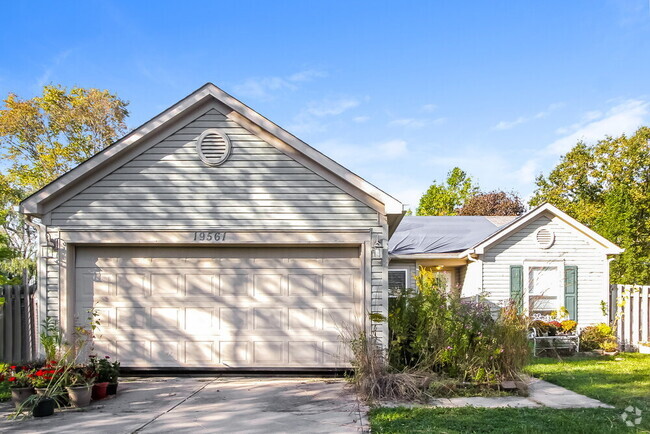 Building Photo - 19561 Tradewinds Dr Rental