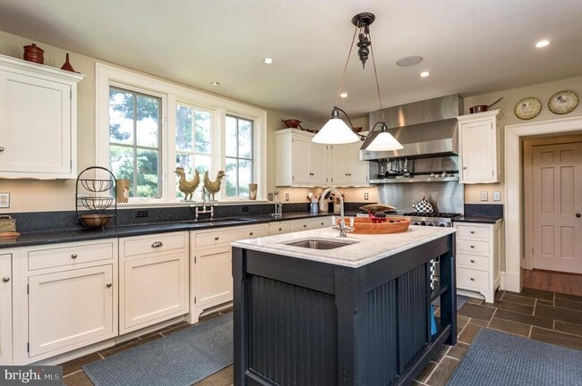 Photo - 13252 Harpers Ferry Rd