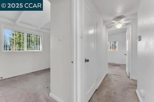 Photo - 104 Los Altos Pl