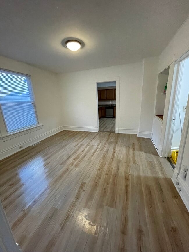 Photo - 630 Hagerer St Unidad Lower