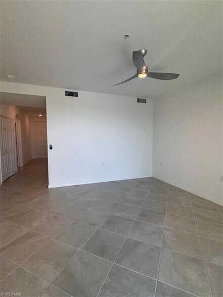 Photo - 43989 Boardwalk Loop