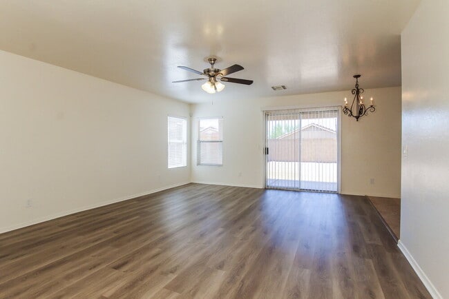 Photo - 11239 West Campbell Ave