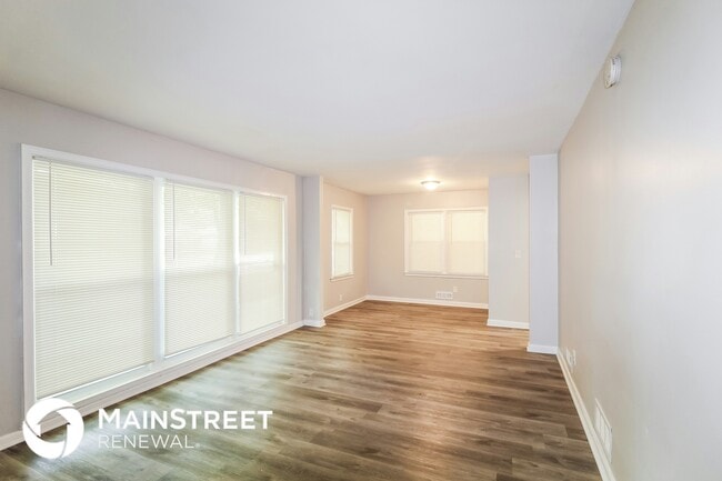 Photo - 3717 Loren Dr