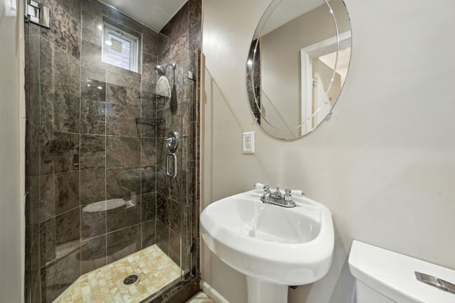 Photo - 1202 Florida Ave NE