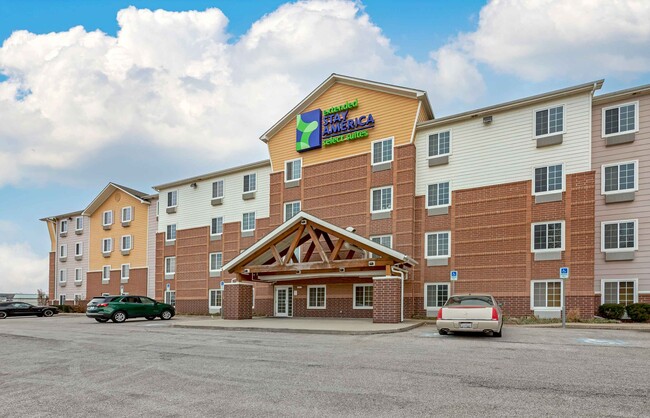 Furnished Studio-Cleveland - Airport
