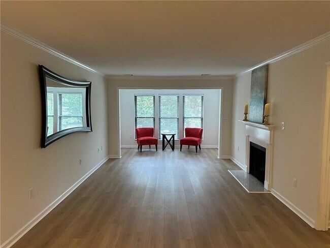 Photo - 24303 Plantation Dr NE