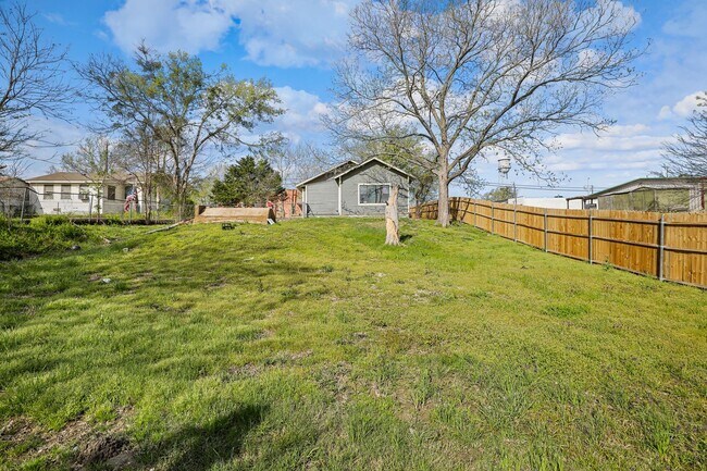 Photo - White picket fence cottage, ready to be your next home!