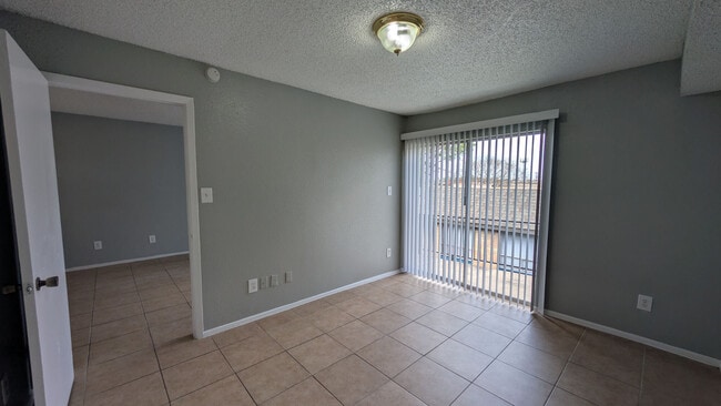 Photo - 3737 Hillcroft Apartments