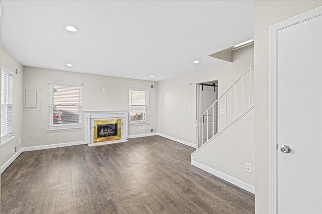 Photo - 11 Ptolemy Ct