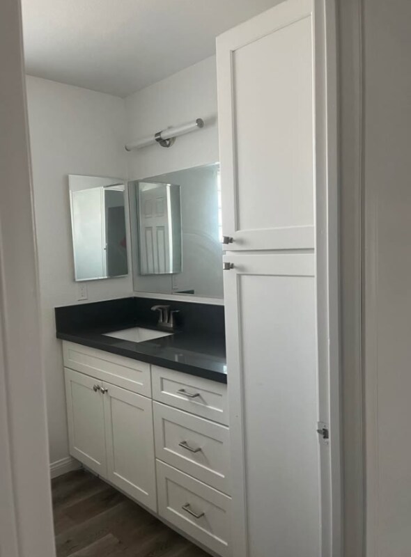 Photo - 1750 Karen Ave Unit Bin