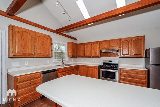 Photo - 6538 Mountain Heights Rd