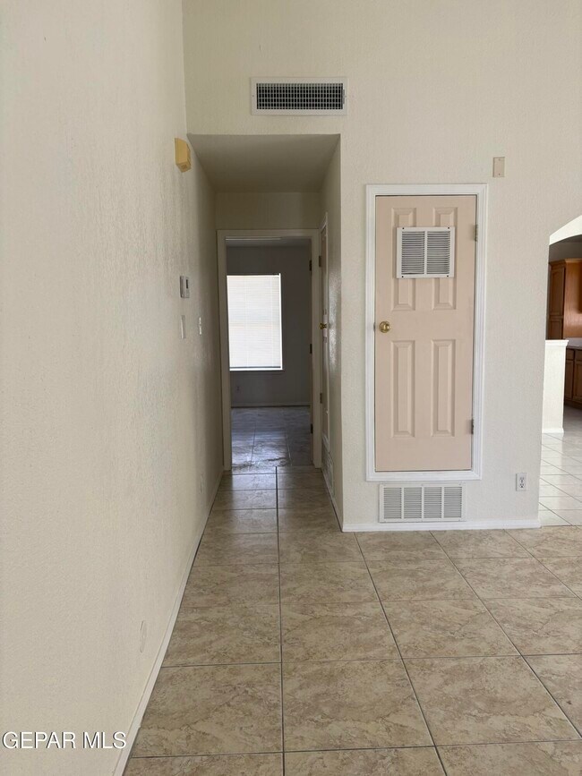 Photo - 11812 Kings Arms Ct