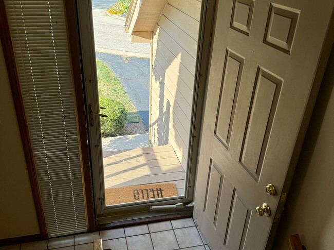 Photo - 6128 Garrett Ln