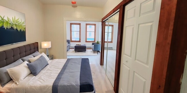 Photo - 125 E Broad St Unit 1