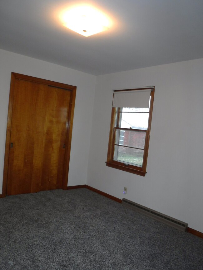 906 Cook Rd Rental House Rental in Saint Joseph, MO